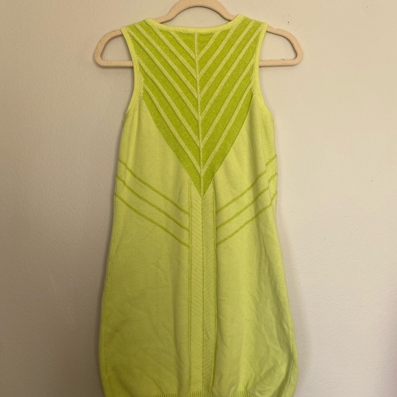 Title Nine green sleeveless knitted mini dress size medium - Picture 2 of 6